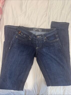 Robin's Jean Women's Dark Indigo Straight Leg Jeans Marilyn, low rise